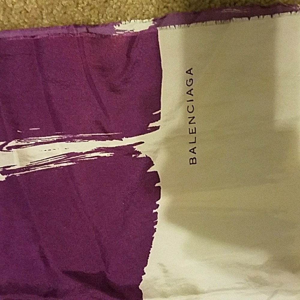Scarf - Picture 2 of 2
